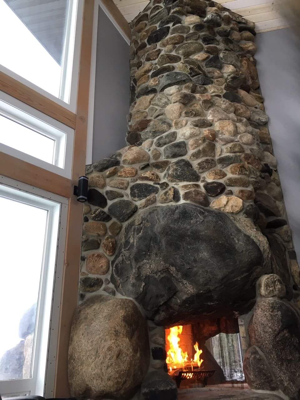 Oceanview Stone and Fireplace | 1019 Damelart Way, Brentwood Bay, BC V8M 1H7, Canada | Phone: (778) 772-1845