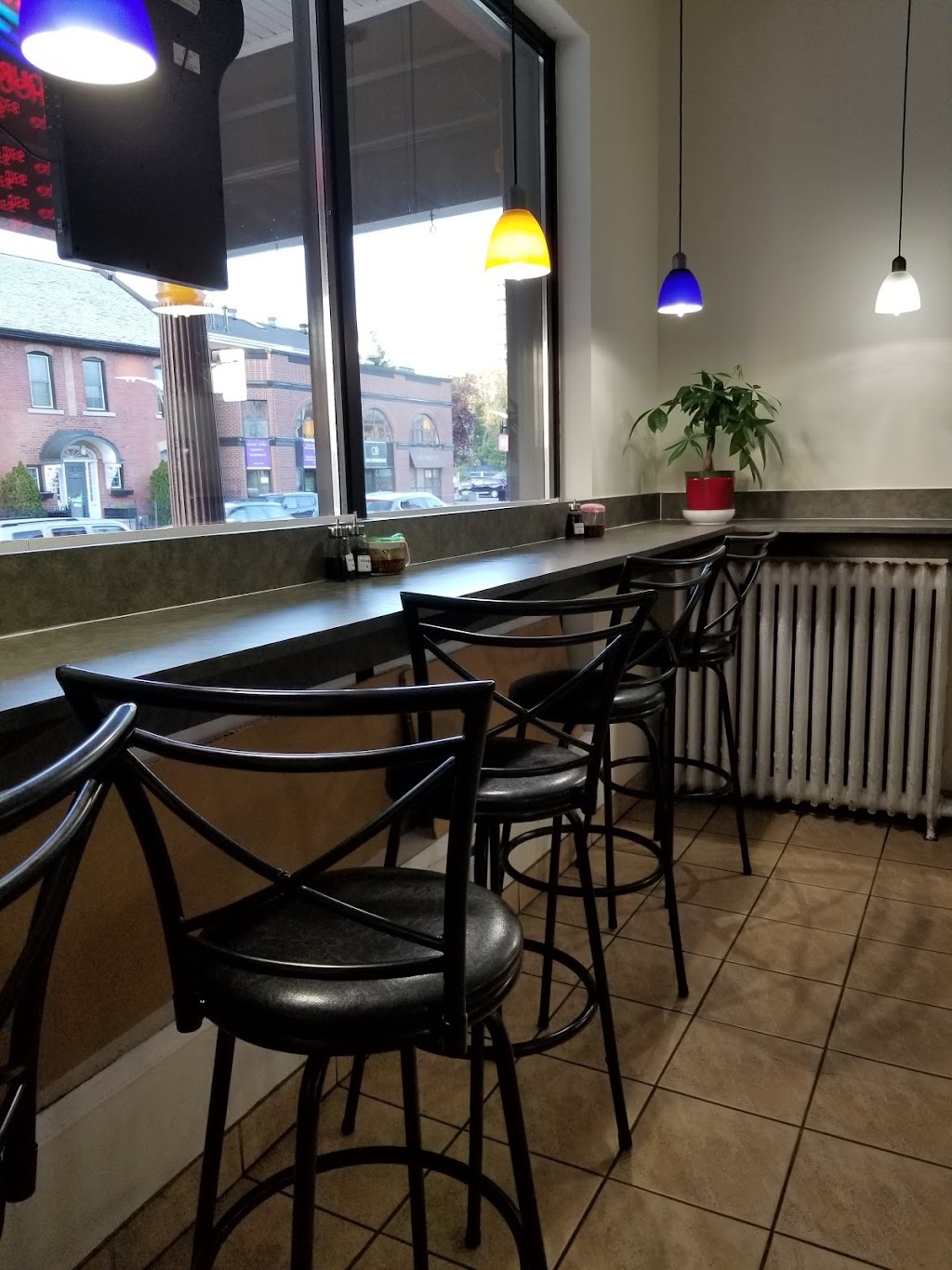 Chinese Meat Pie House | 508 Rideau St, Ottawa, ON K1N 5Z6, Canada | Phone: (613) 680-5888