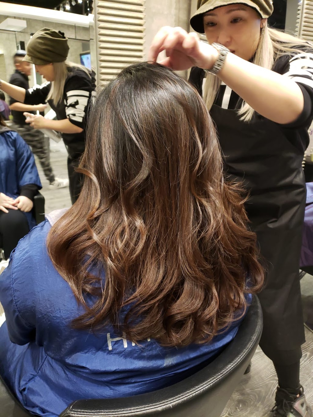 Tommy&Lillian Hair Salon Hairstylist Markham | 3085 Hwy 7 Unit 4, Markham, ON L3R 0J5, Canada | Phone: (416) 893-3163