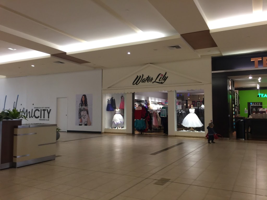 Water Lily | 25 Peel Centre Dr, Brampton, ON L6T 3R5, Canada | Phone: (905) 793-3883