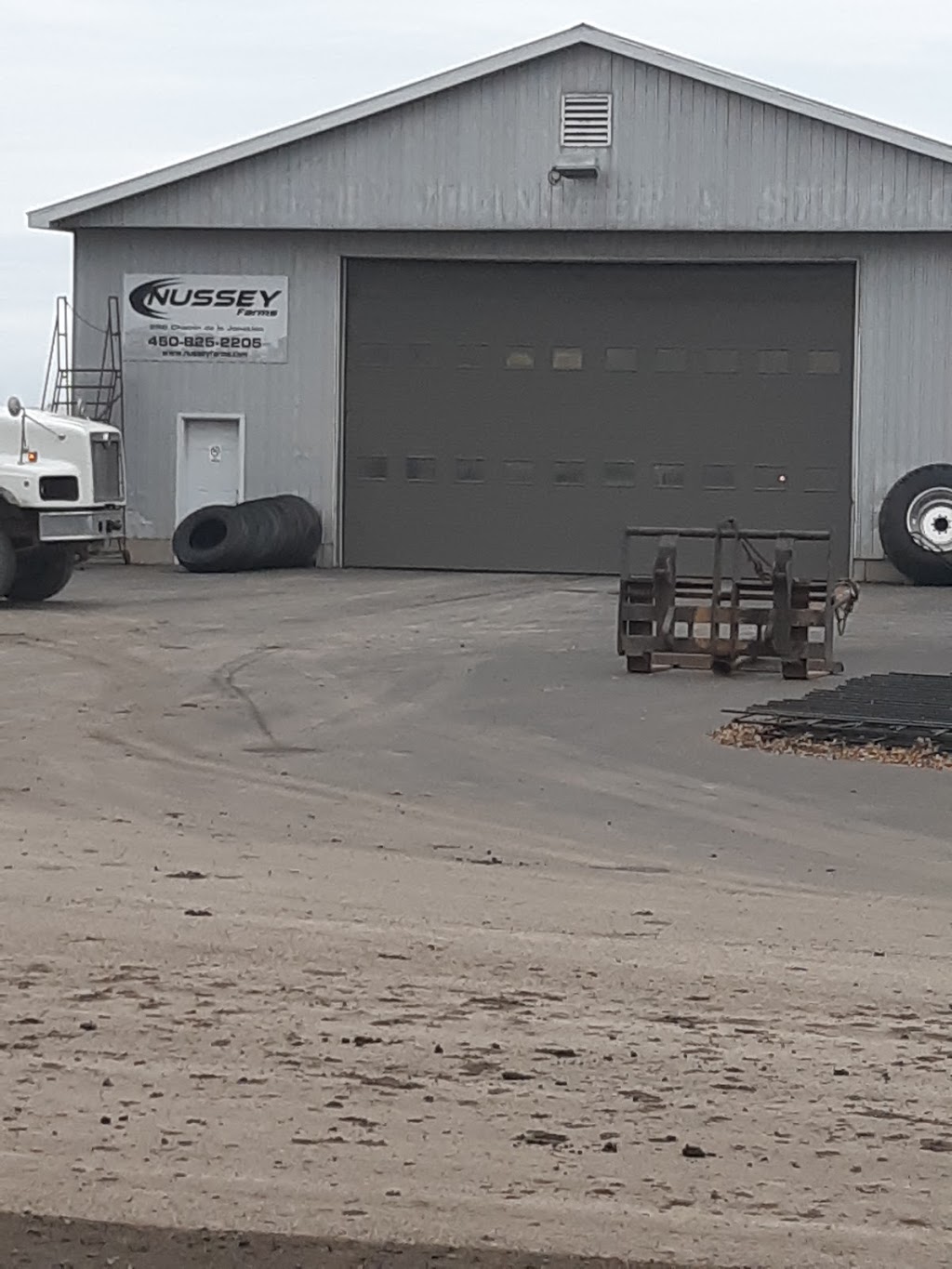 Marvyn Nussey Farms Inc. | 259 Chemin de la Jonction, Howick, QC J0S 1G0, Canada | Phone: (450) 288-2372