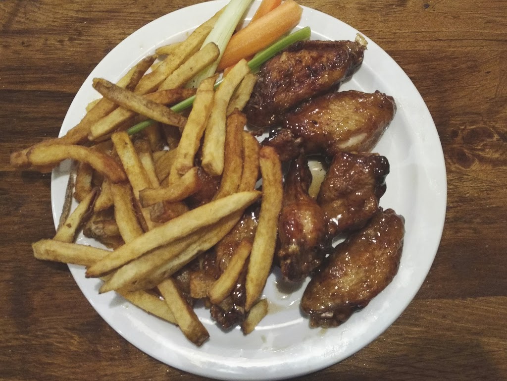 Oscars Roadhouse | 1785 Queen St E, Brampton, ON L6T 4S3, Canada | Phone: (905) 799-1304