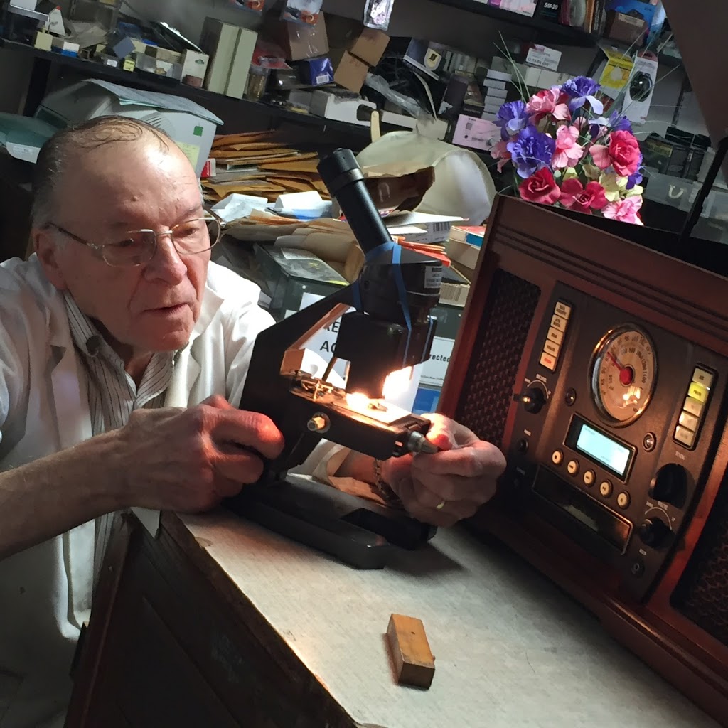 Columbus Radio Ltd | 1151 Sanford St, Winnipeg, MB R3E 3A1, Canada | Phone: (204) 775-0435