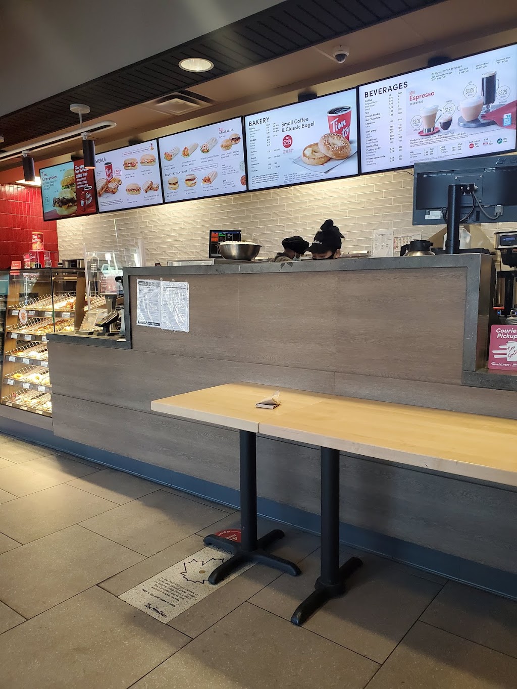 Tim Hortons | 226 Essa Rd, Barrie, ON L4N 9C5, Canada | Phone: (705) 730-0521