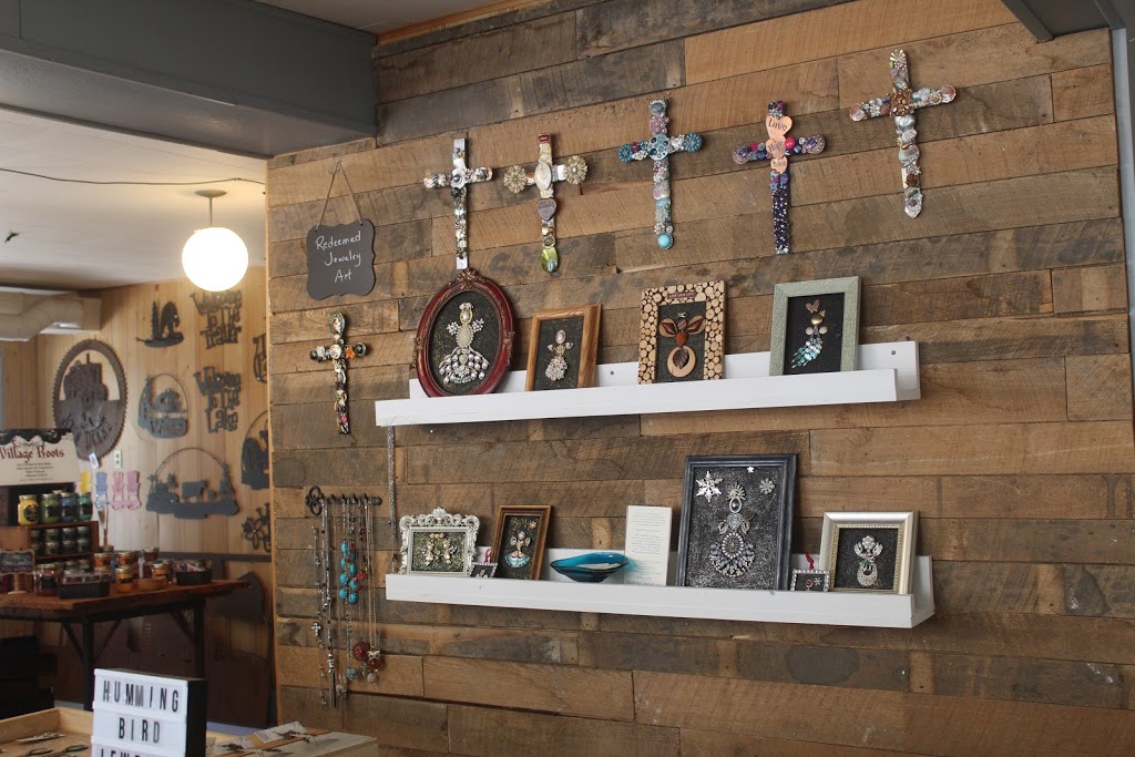 Artizan Alley | 18 Goshen St N, Zurich, ON N0M 2T0, Canada | Phone: (226) 678-0069