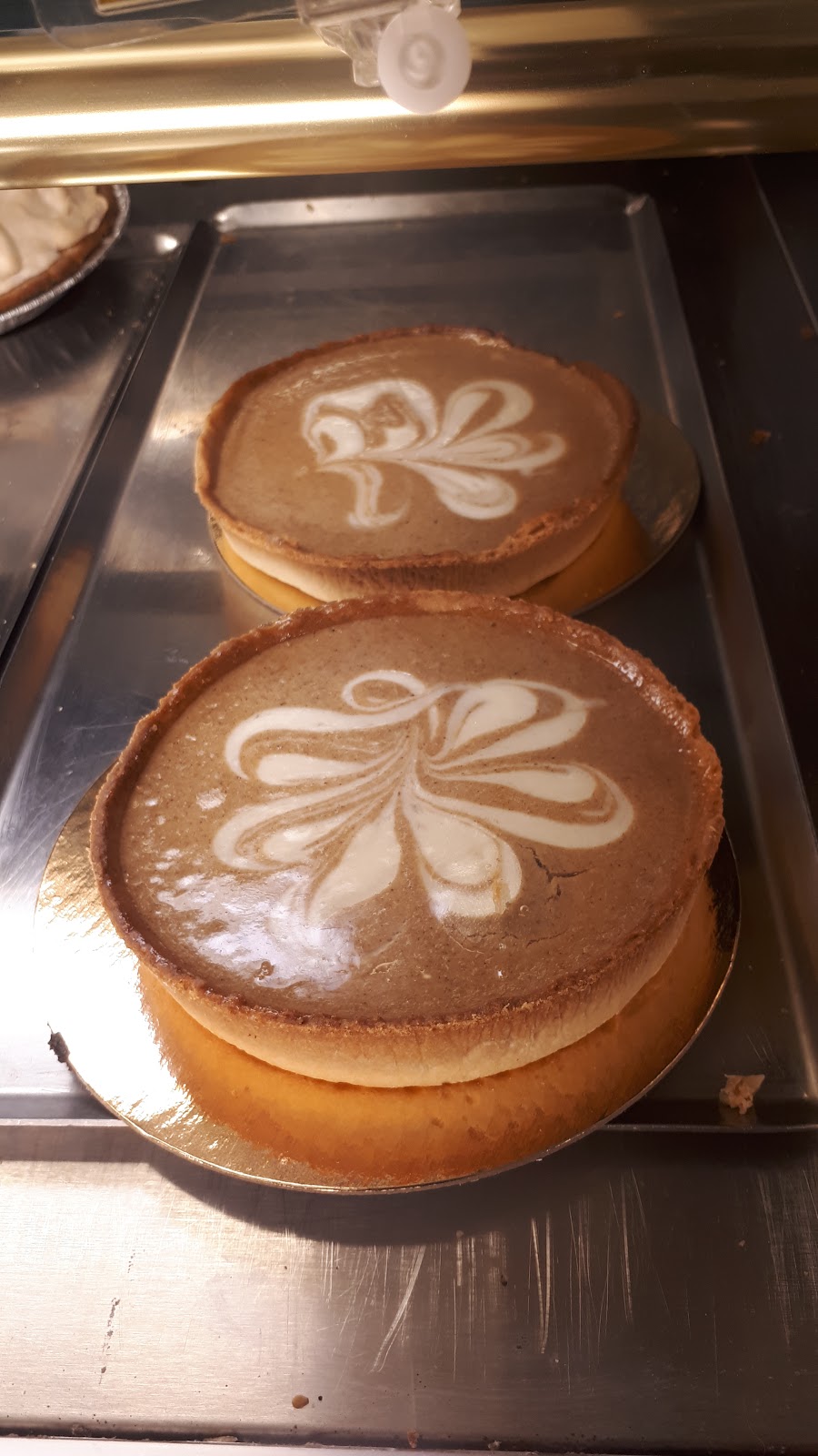 Hot Oven Bakery | 2974 Bloor St W, Etobicoke, ON M8X 1B9, Canada | Phone: (416) 792-9207