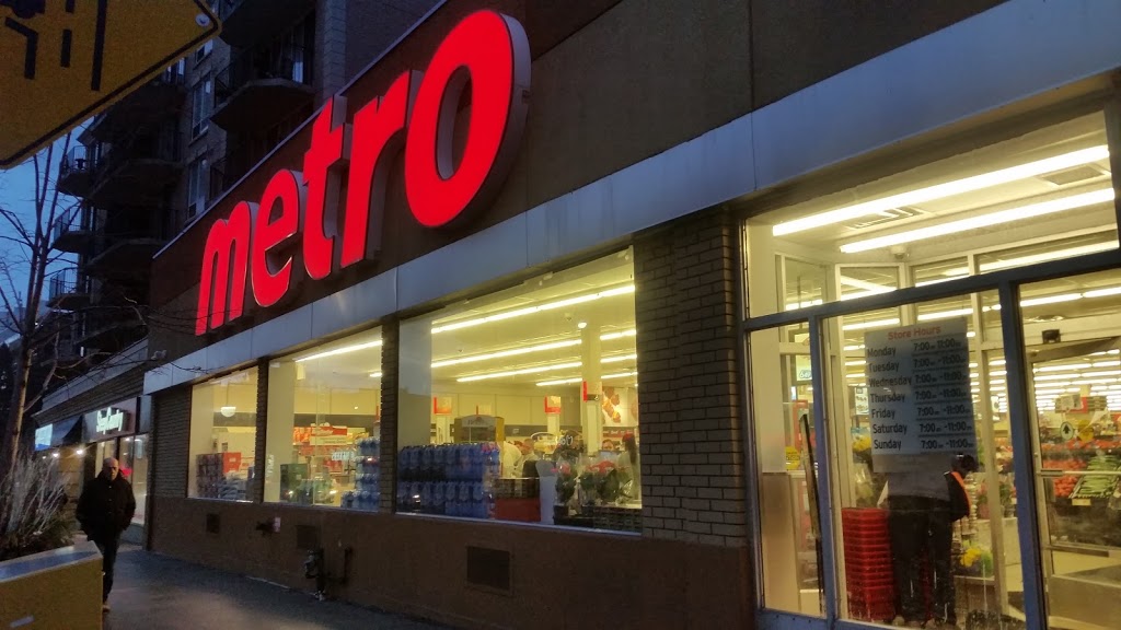 Metro | 3142 Yonge St, Toronto, ON M4N 2K6, Canada | Phone: (416) 484-0750