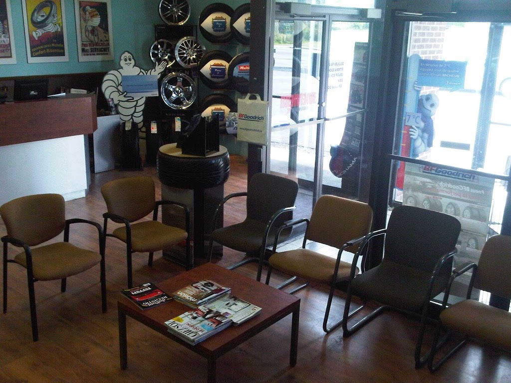 Distribution Pneus Québec | 866 Rue Jacques-Bédard, Québec, QC G2N 1E3, Canada | Phone: (418) 849-5738