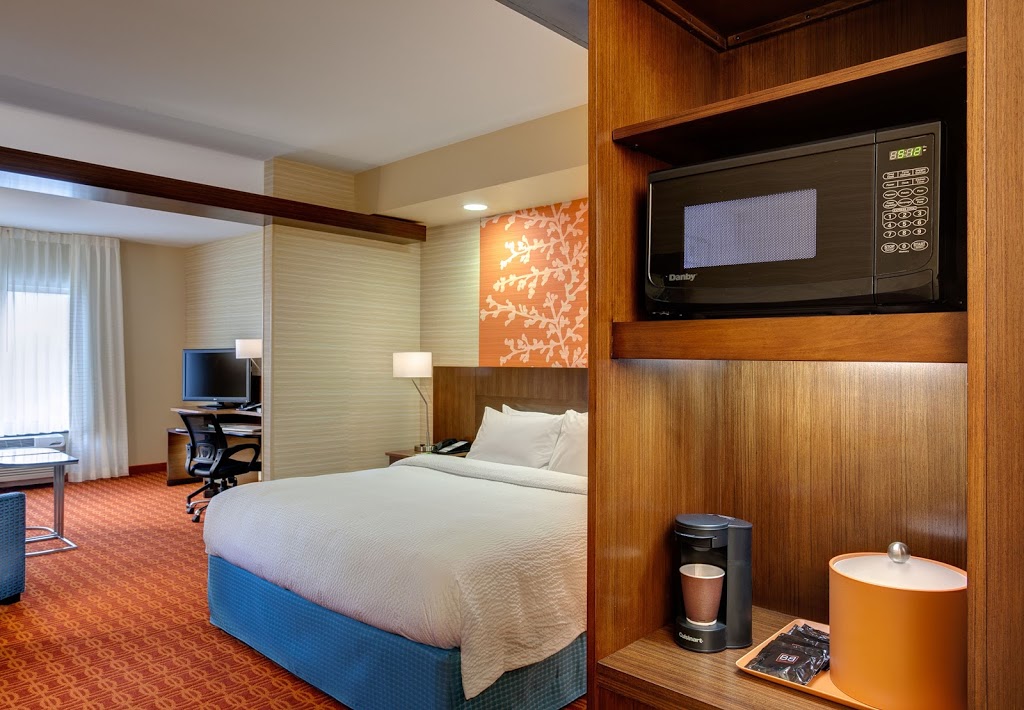 Fairfield Inn & Suites by Marriott Barrie | 261 Essa Rd, Barrie, ON L4N 9C7, Canada | Phone: (705) 737-9999