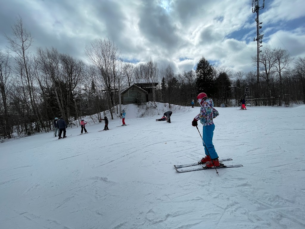 Ski Montcalm | 3294 Rue Park, Rawdon, QC J0K 1S0, Canada | Phone: (450) 834-3139