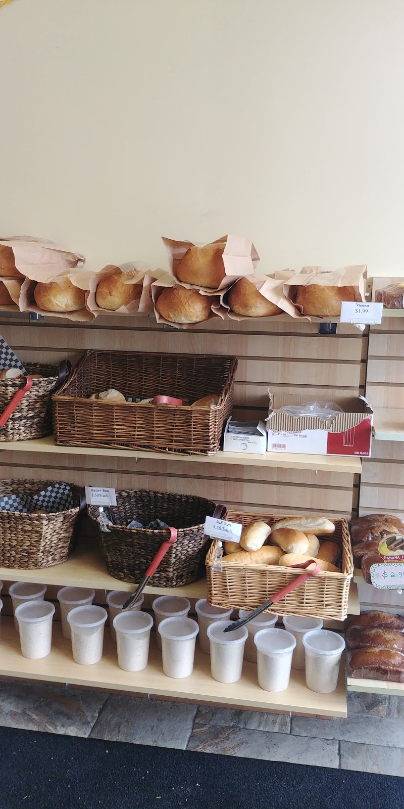 The Pastry Place & Bake Shop | 3392 Dougall Ave, Windsor, ON N9E 1S6, Canada | Phone: (519) 915-9939
