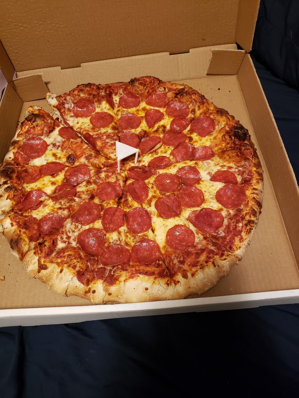 Donna’s Pizza - Norwood | 4249 Hwy 7, Norwood, ON K0L 2V0, Canada | Phone: (705) 639-8989
