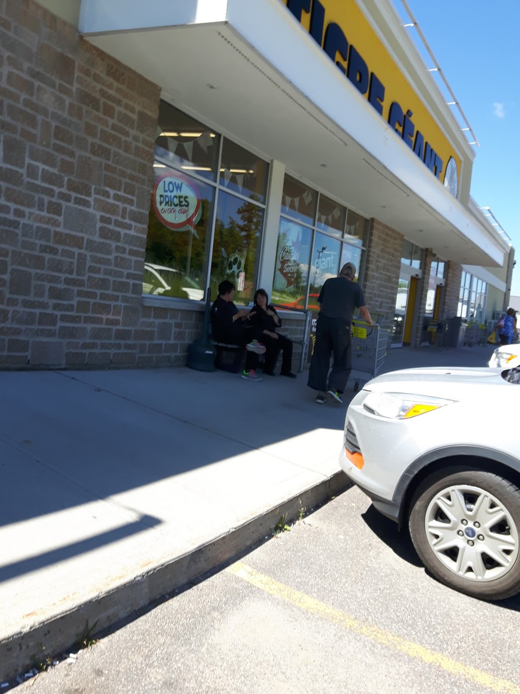 Tigre Géant | 473 QC-148, Shawville, QC J0X 2Y0, Canada | Phone: (819) 647-6320