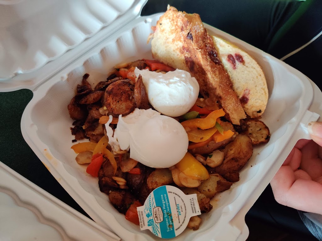 Alpine Cafe & Catering Co | 8104 Mckeevers Pl, Whistler, BC V0N 1B8, Canada | Phone: (604) 905-4663