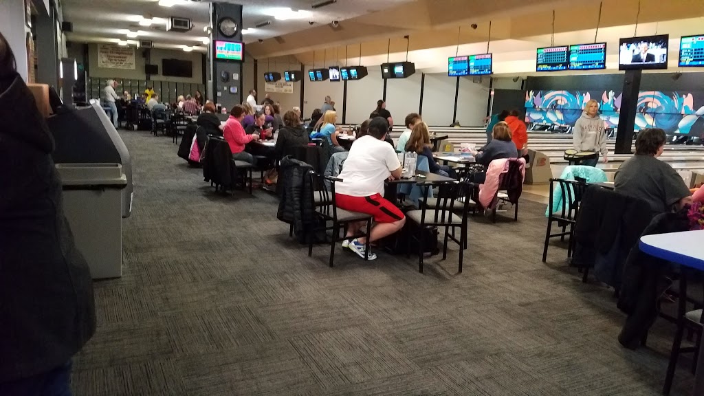 Port Huron Lanes | 1718 Hancock St, Port Huron, MI 48060, USA | Phone: (810) 984-1335