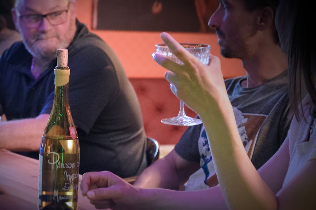 La Taverne du Corbeau éméché | 27 QC-236, Saint-Louis-de-Gonzague, QC J0S 1T0, Canada | Phone: (450) 807-0074