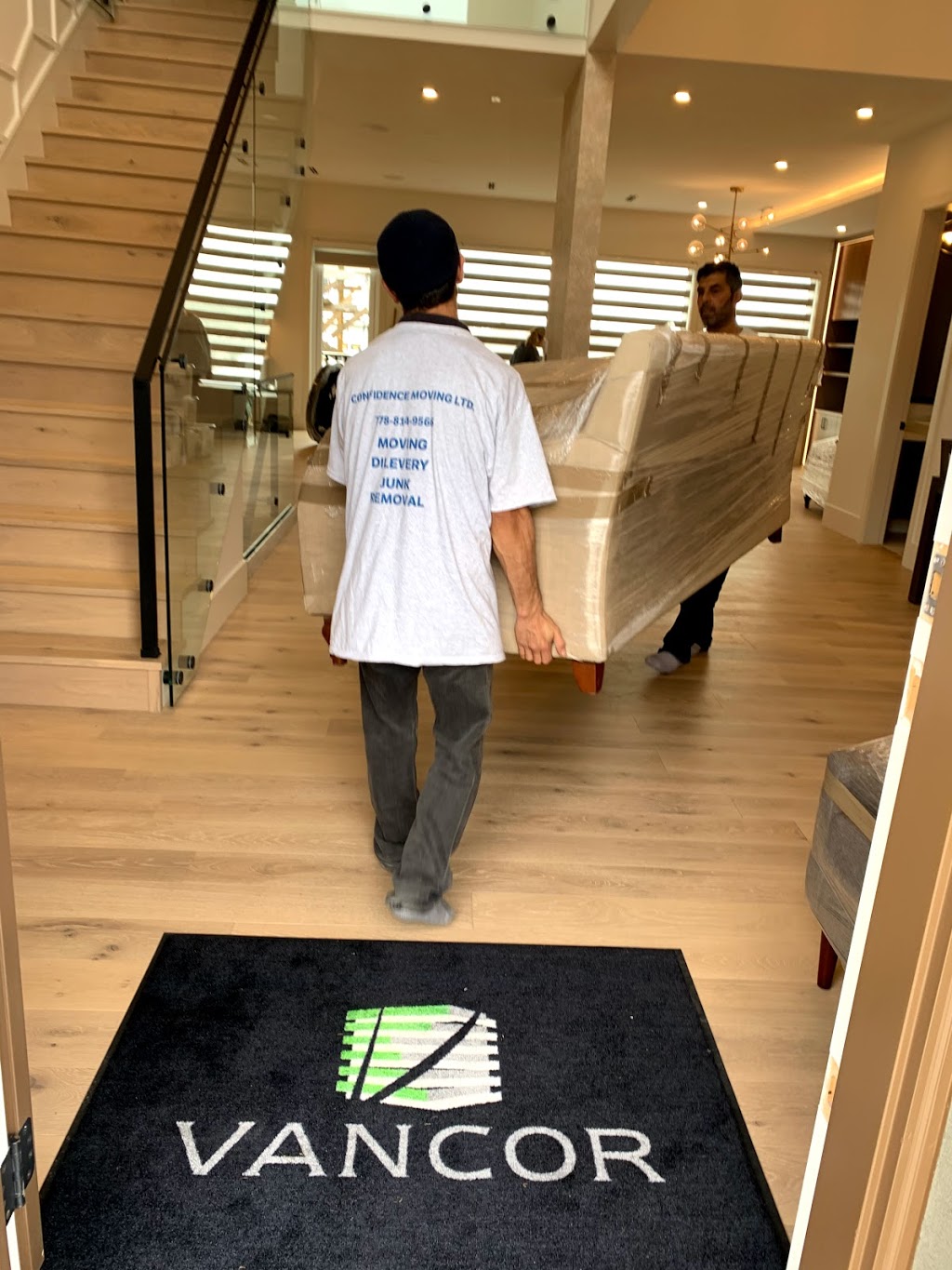 Confidence Moving - Surrey Moving Company | 15288 100 Ave, Surrey, BC V3R 7V2, Canada | Phone: (778) 814-9566