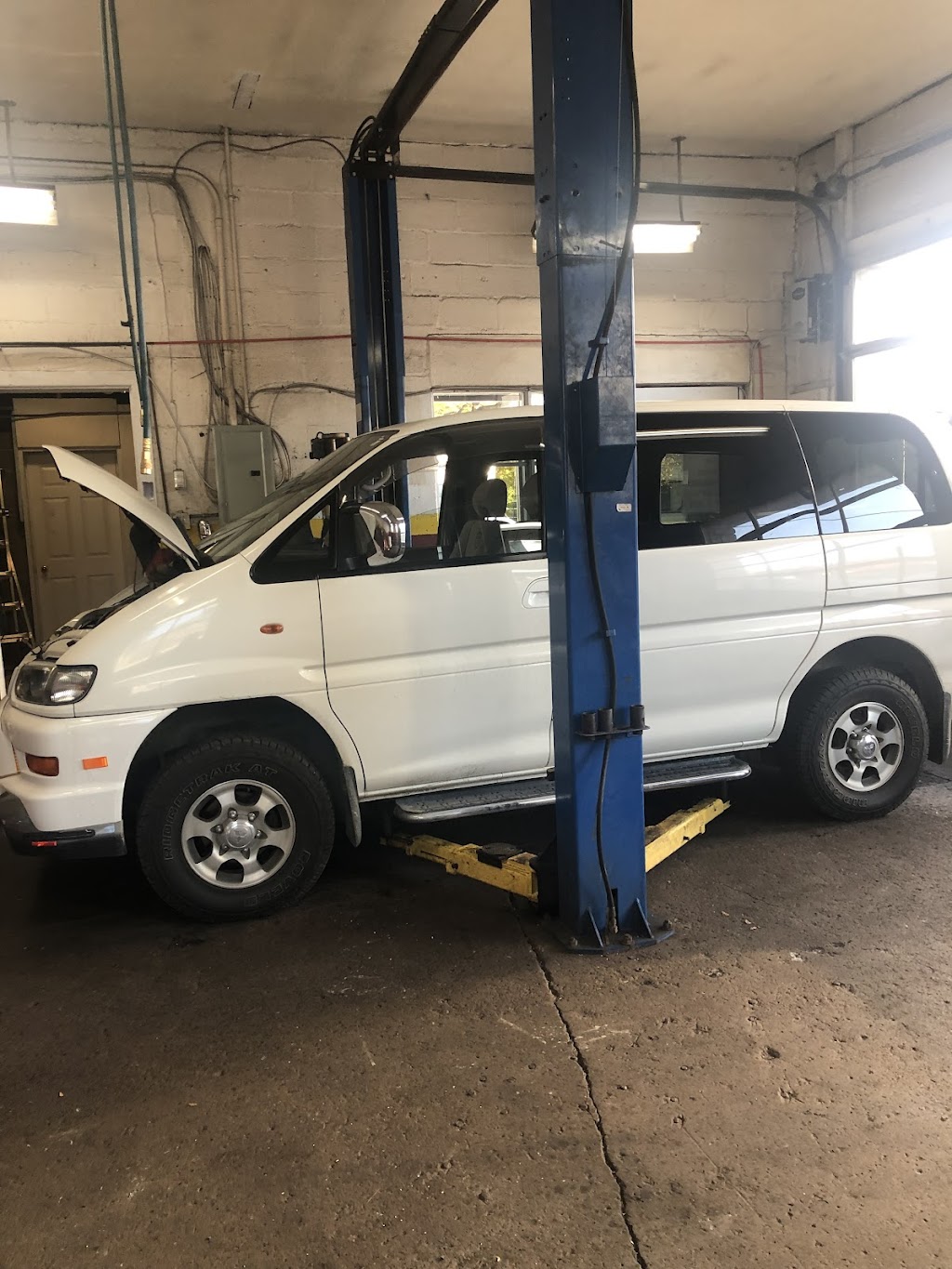 MJM Auto Repair | 77 Richmond Rd, Ottawa, ON K1Z 6V8, Canada | Phone: (613) 795-1889
