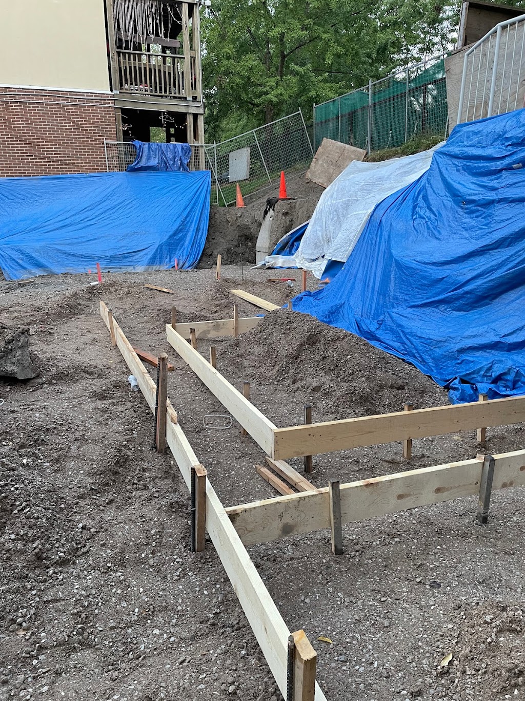J-Rock Landscaping & Construction Inc. | 14068 Duffys Ln, Bolton, ON L7E 0T8, Canada | Phone: (905) 857-8083