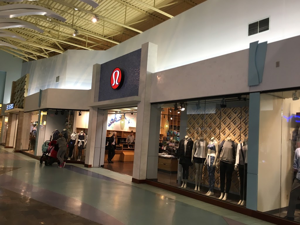 lululemon | 1 Bass Pro Mills Dr Unit 164A, Vaughan, ON L4H 0A1, Canada | Phone: (905) 669-2039