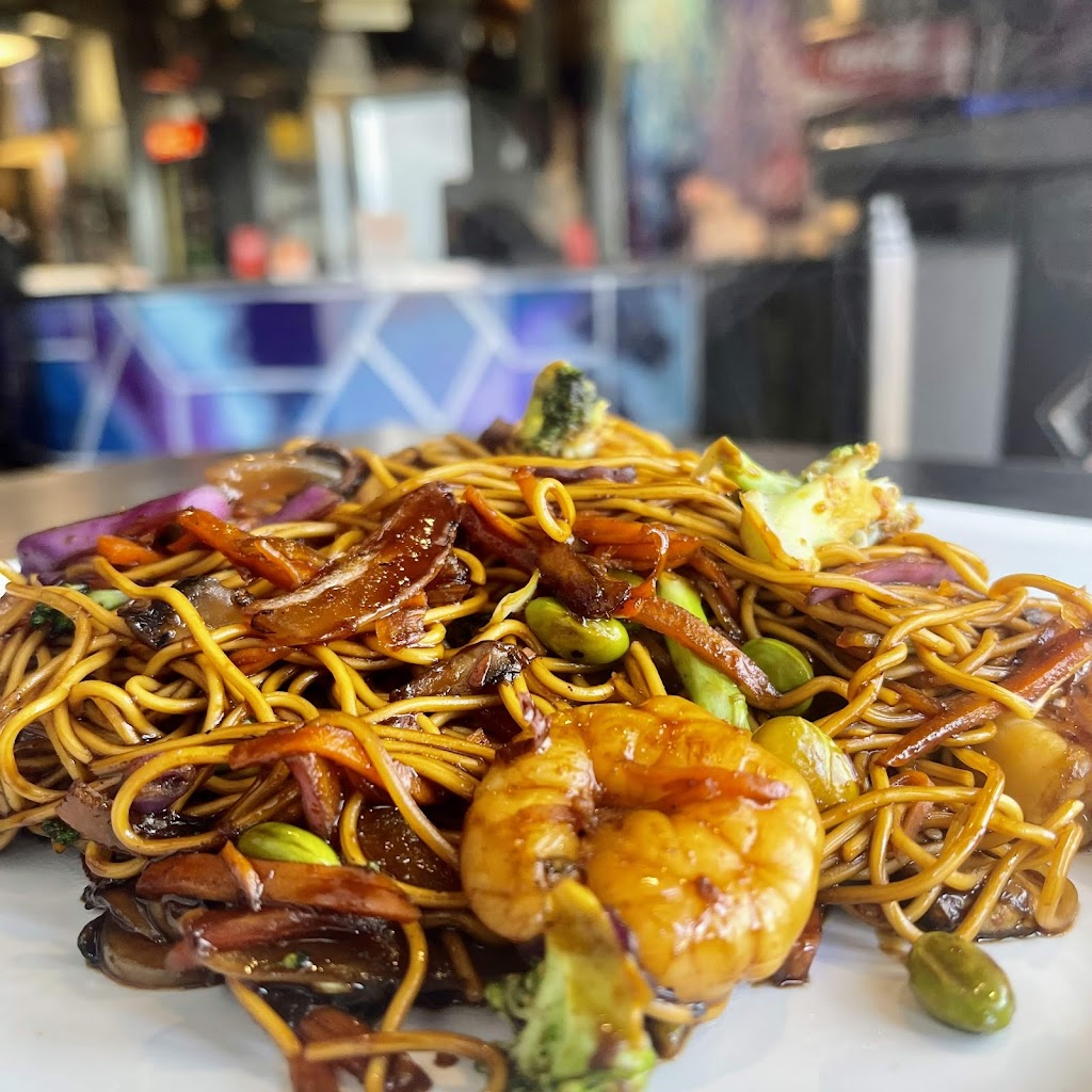 Pegs Bistro - The Stir Fry House | 1615 Regent Ave W Unit 635, Winnipeg, MB R2C 5C6, Canada | Phone: (204) 505-0838