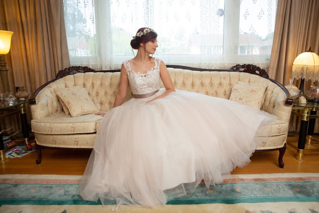 Martinos Bridal Alterations | 1849 Rosebella Ave, Gloucester, ON K1T 1G4, Canada | Phone: (613) 739-5034
