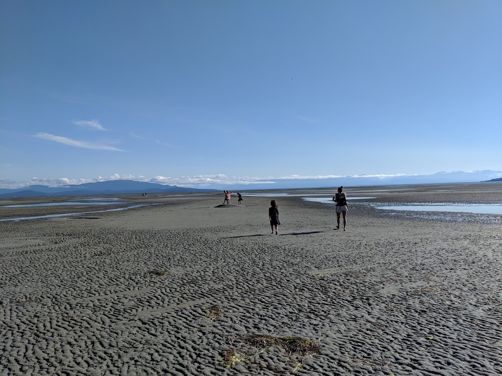 Ocean Trails Resort | 1135 Resort Dr, Parksville, BC V9P 2T6, Canada | Phone: (250) 248-3636
