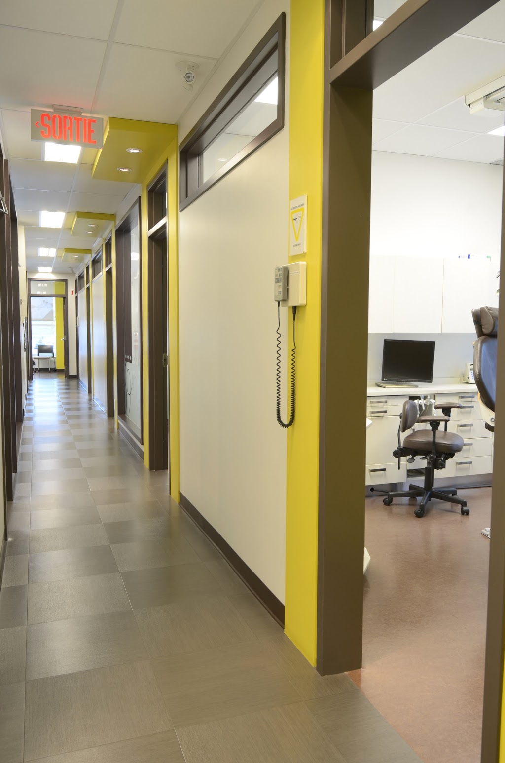 Centre dentaire Patricia Skaf | 3625 Boulevard Curé-Labelle #201, Laval, QC H7P 0A5, Canada | Phone: (450) 622-3030