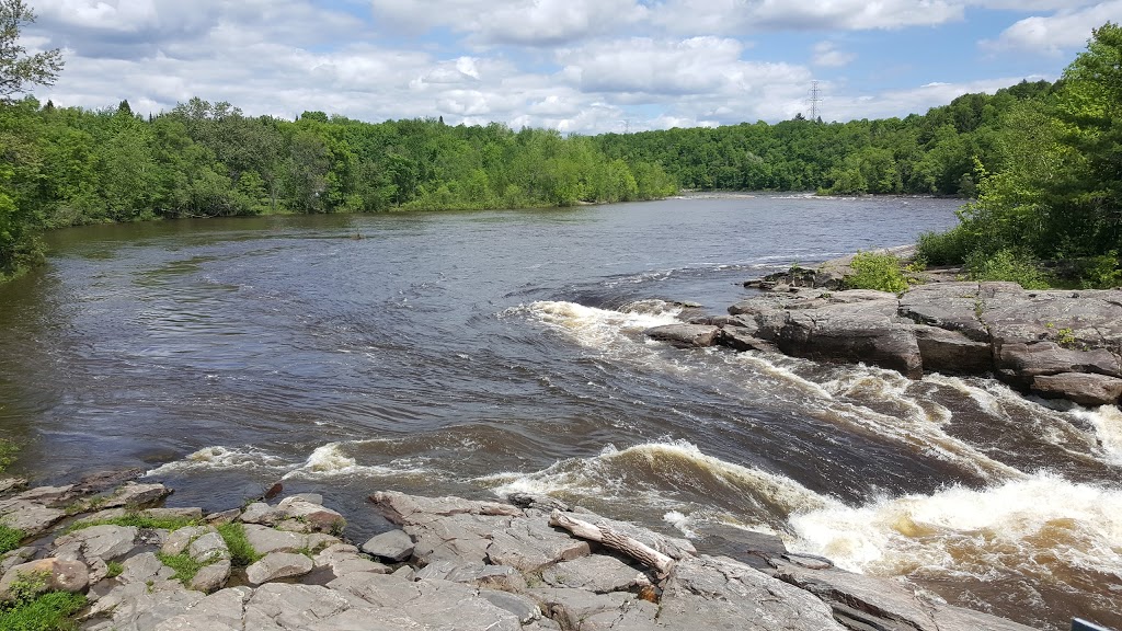 Batiscan River Park - Great Basin Area | 522 Rang des Forges, Sainte-Geneviève-de-Batiscan, QC G0X 2R0, Canada | Phone: (418) 328-3599