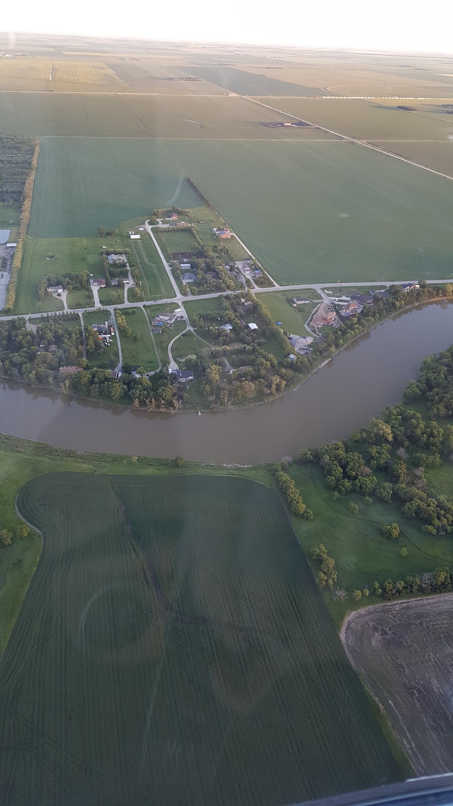 Prairie Helicopters Inc. | 333 Anson St, Aspen Park, MB R0C 1B0, Canada | Phone: (204) 642-4841