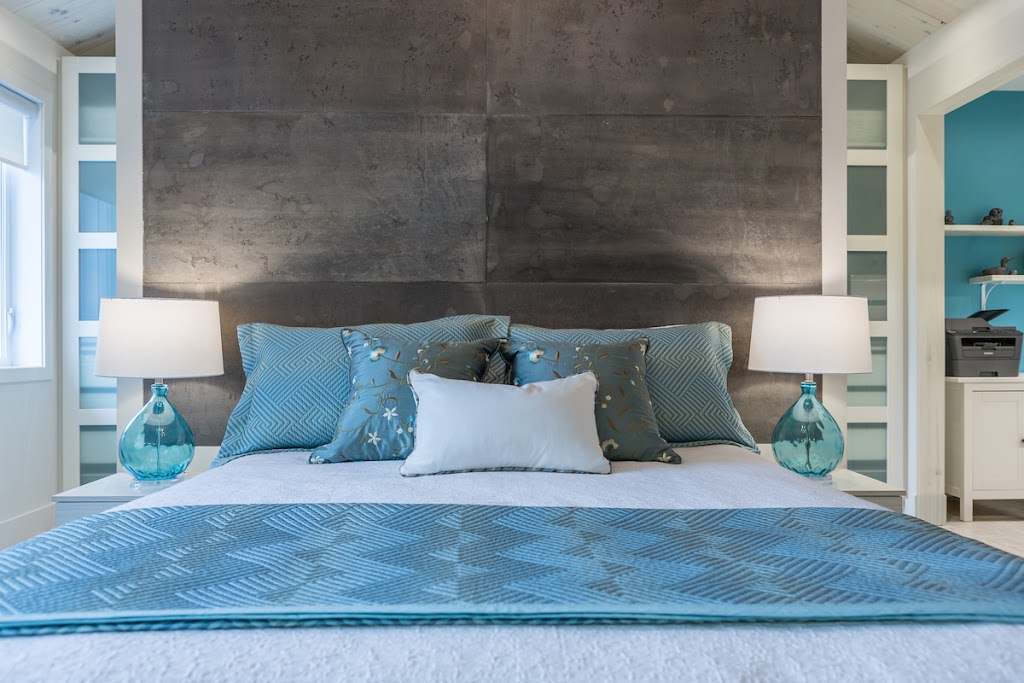 Lorraine Masse Design | 290 8e Rang, Mont-Tremblant, QC J8E 1X1, Canada | Phone: (819) 681-0814
