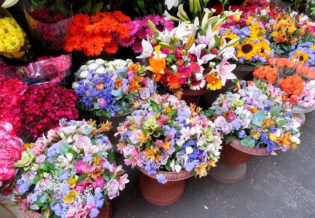 Mount Brydges Floral Design | 22677 Adelaide Rd, Mount Brydges, ON N0L 1W0, Canada | Phone: (519) 264-1141