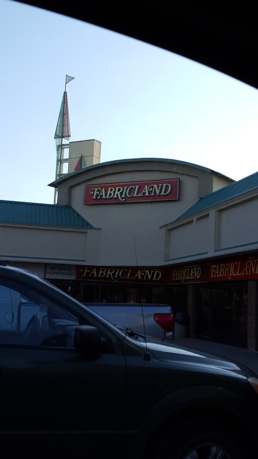 Fabricland | 1530 Regent Ave W, Winnipeg, MB R2C 3B4, Canada | Phone: (204) 661-6426