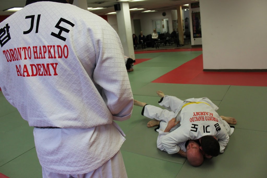 Evoke Martial Arts & Kickboxing | 1669 Bayview Ave #200, East York, ON M4G 3C1, Canada | Phone: (416) 440-2828