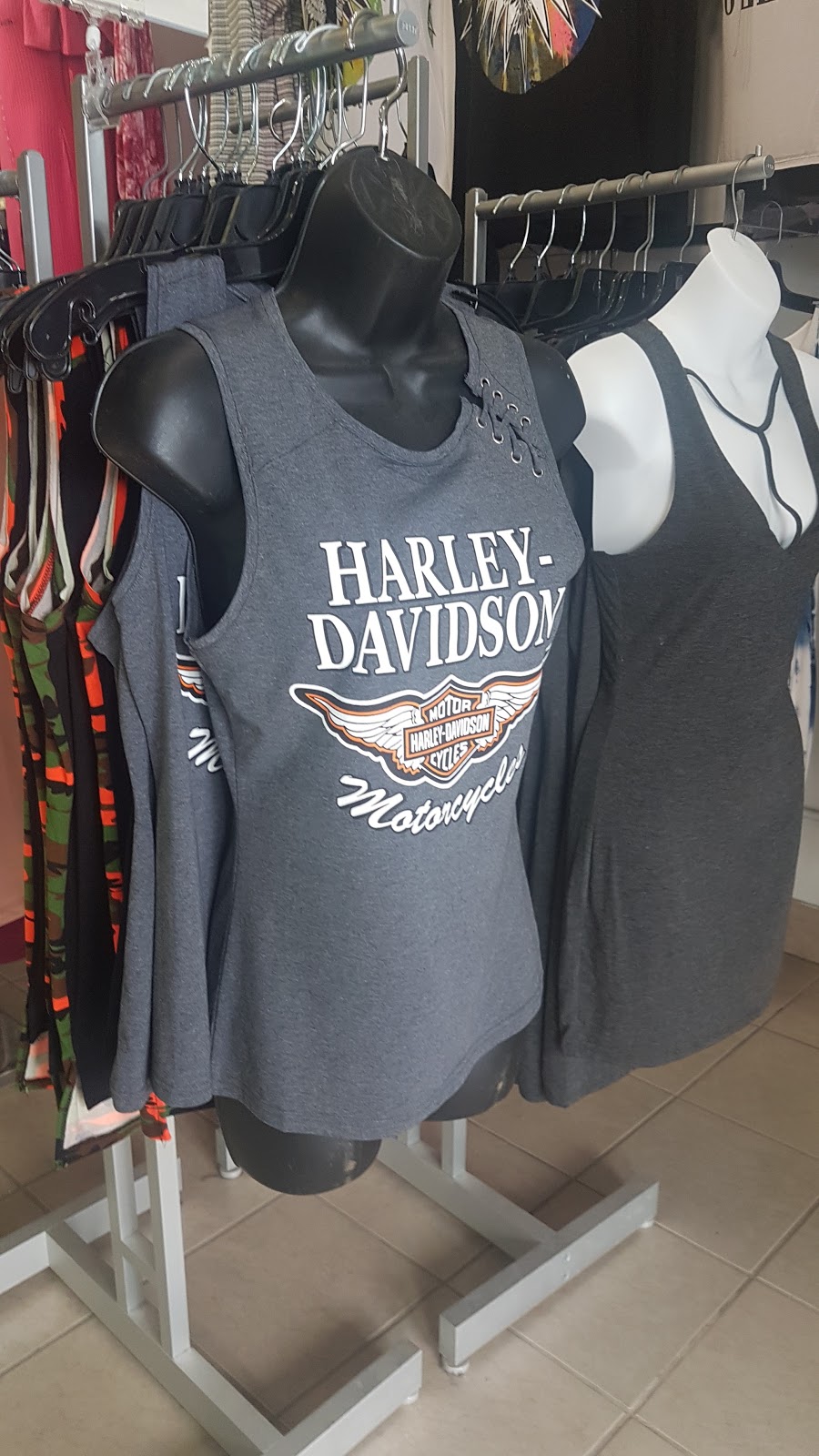 Off the Shore Accessories | 63 Beach Dr, Wasaga Beach, ON L9Z 2K2, Canada