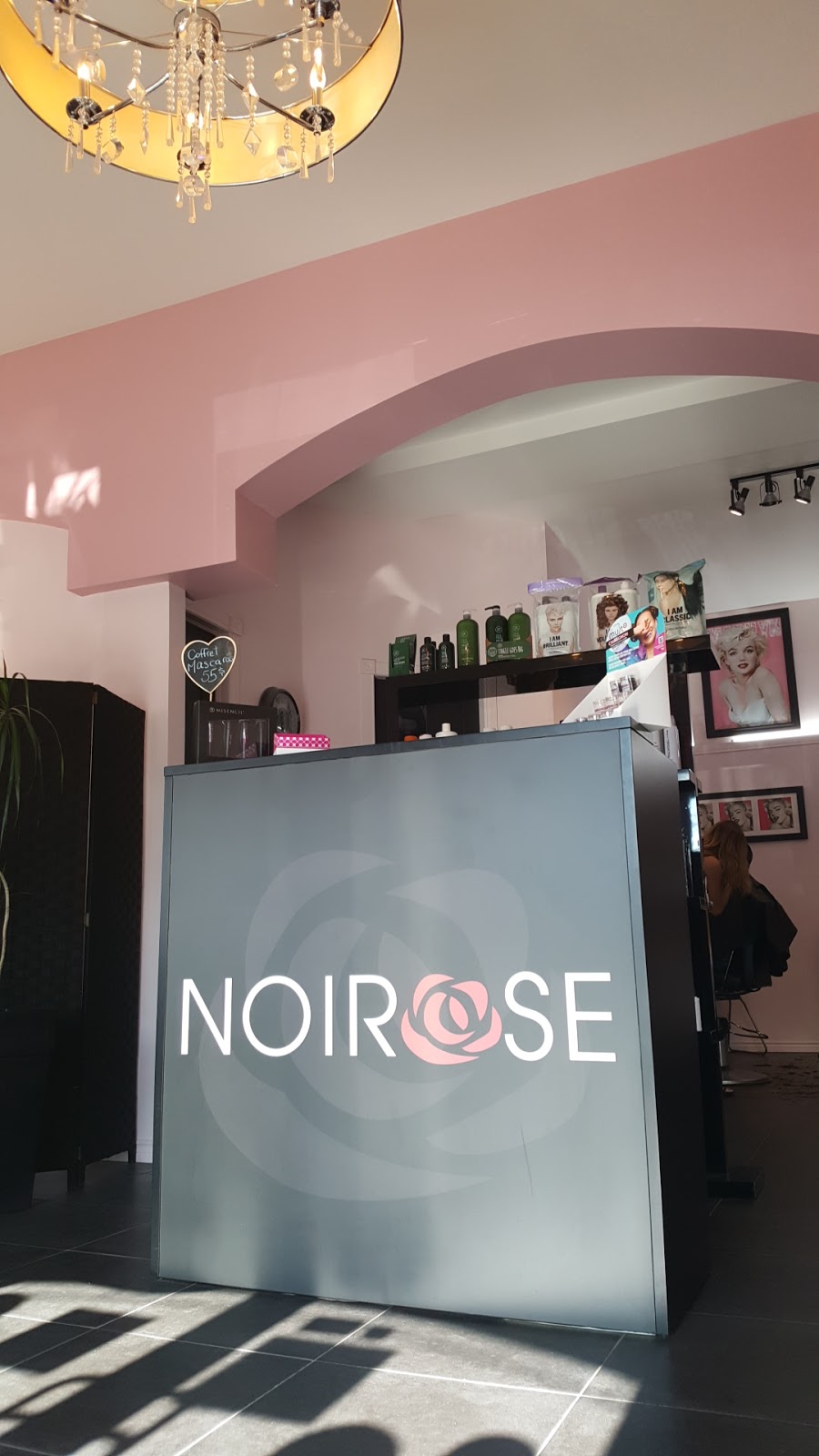 Noirose | 321 Montée du Comté, Les Coteaux, QC J7X 0B1, Canada | Phone: (450) 217-1614