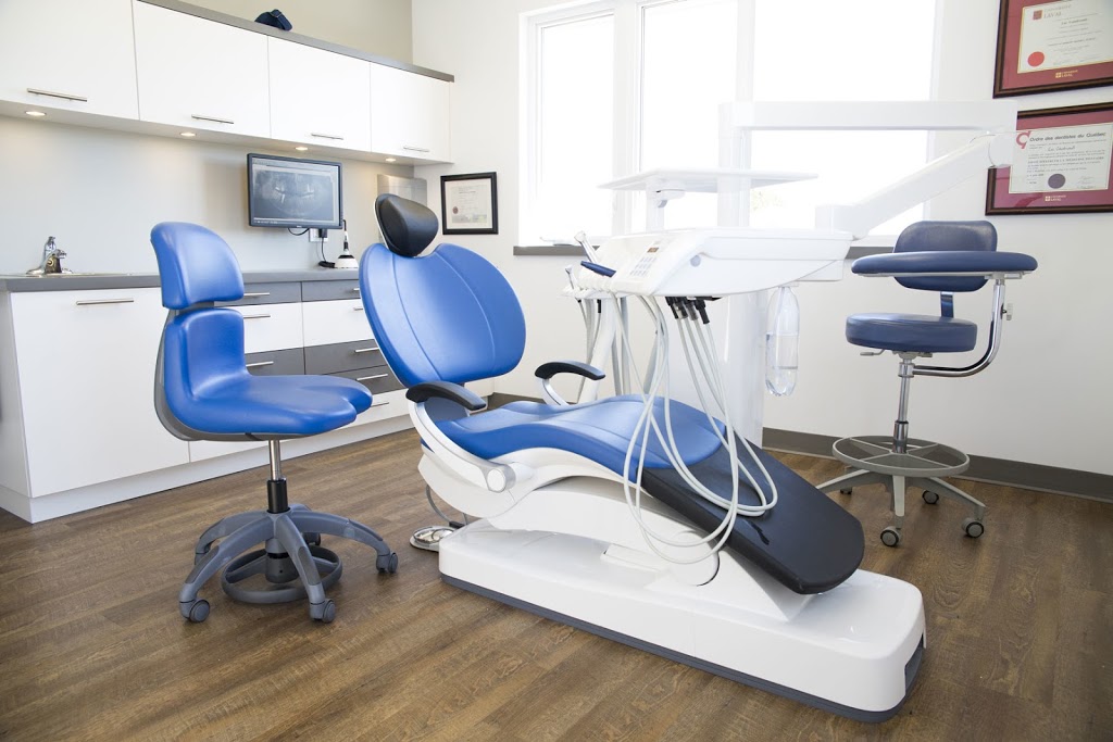 Clinique Dentaire La Pérade | 390 Boulevard Lanaudière, Sainte-Anne-de-la-Pérade, QC G0X 2J0, Canada | Phone: (418) 325-3341