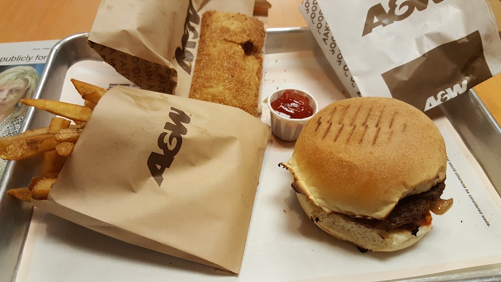 A&W Canada | 2303 King George Blvd, Surrey, BC V4A 5A4, Canada | Phone: (604) 538-8807