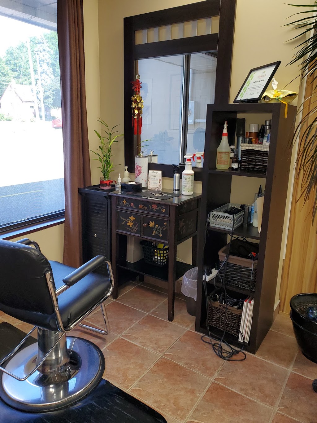 Hair N Beyond Studio | 296 Highland Rd E, Kitchener, ON N2M 3W4, Canada | Phone: (519) 579-4314
