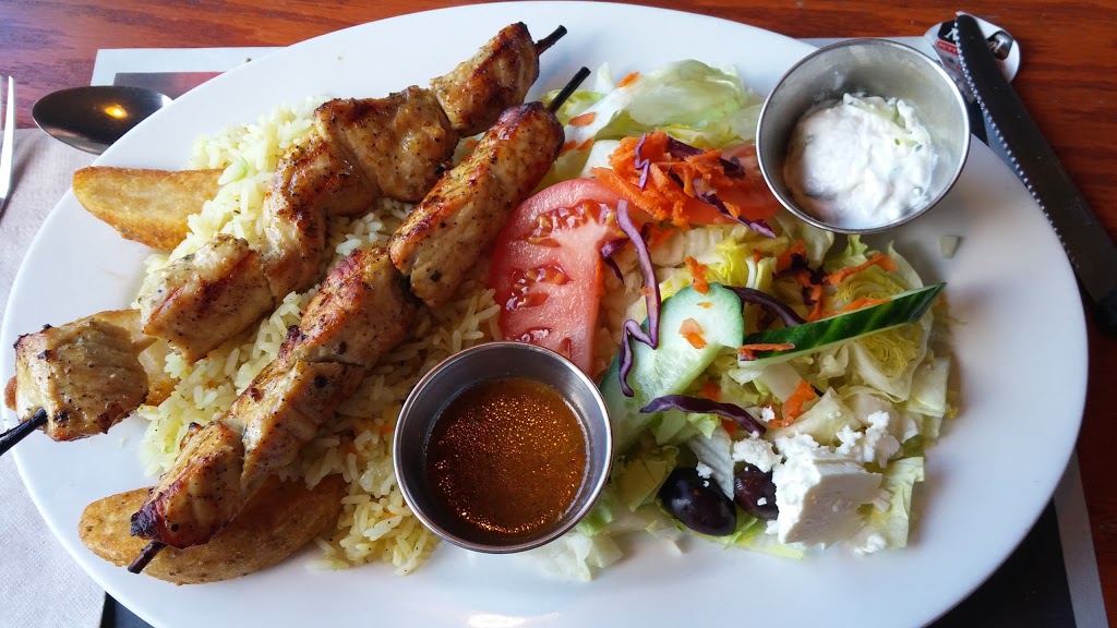 Stratos Pizzeria | 420 Boulevard Saint Laurent E, Louiseville, QC J5V 1H9, Canada | Phone: (819) 228-7777