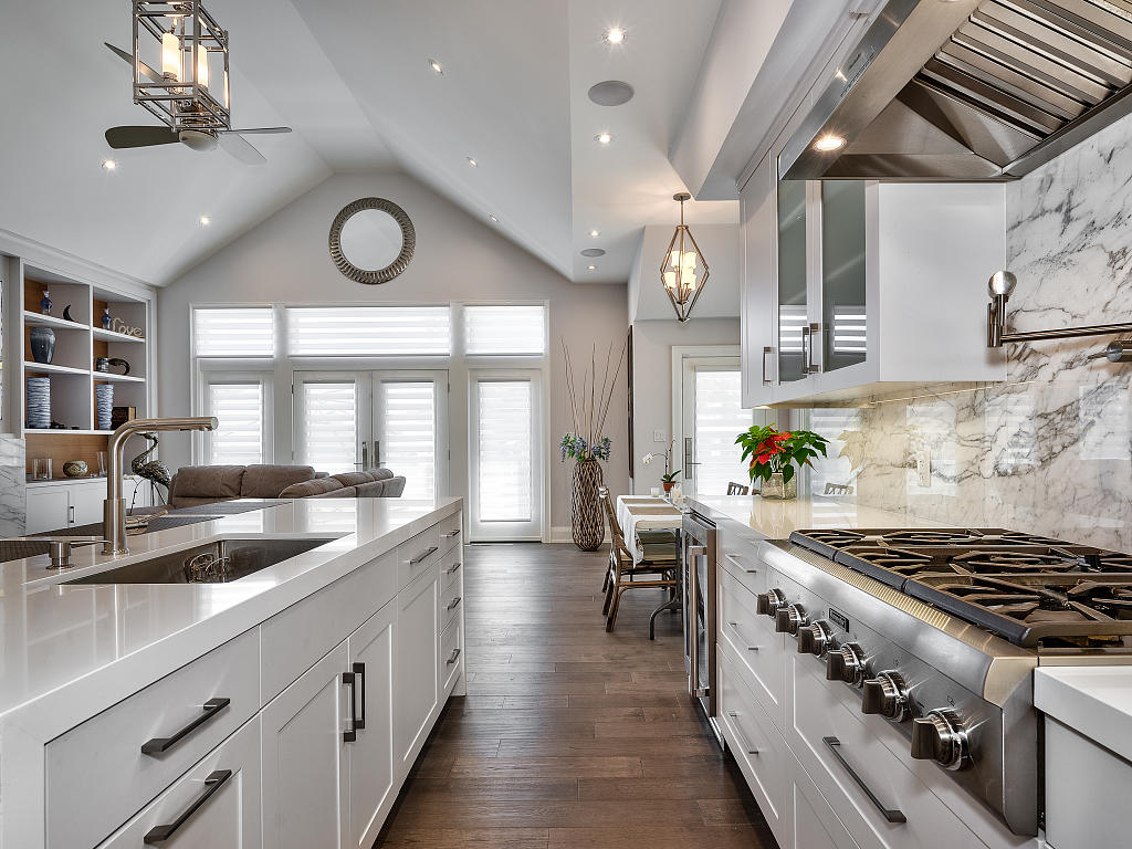 Pallas Kitchens Inc | 18 Strathearn Ave, Brampton, ON L6T 4P1, Canada | Phone: (905) 791-2665