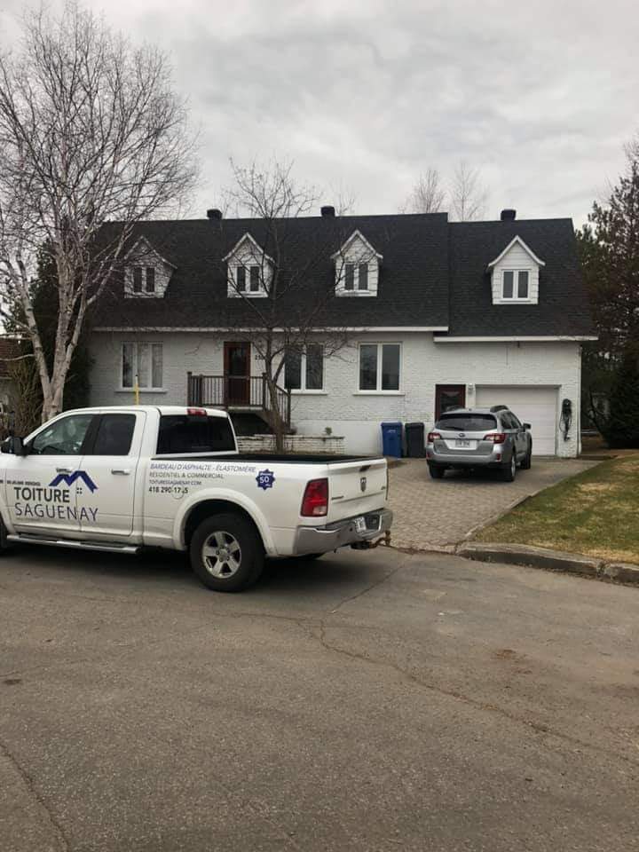Toiture Saguenay | 561 Delisle, Chicoutimi, QC G7G 3B7, Canada | Phone: (418) 290-1715