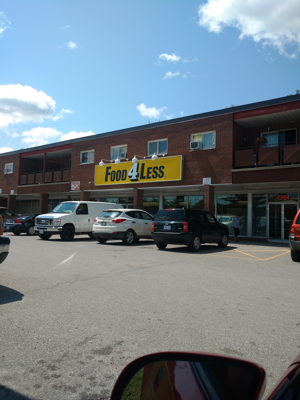 Food 4 Less | 62 Riverview Rd, Lindsay, ON K9V 1B4, Canada | Phone: (705) 878-9243