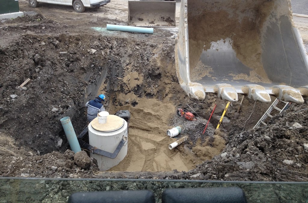 HUSKY EXCAVATION | 307 QC-138, Neuville, QC G0A 2R0, Canada | Phone: (418) 569-4267