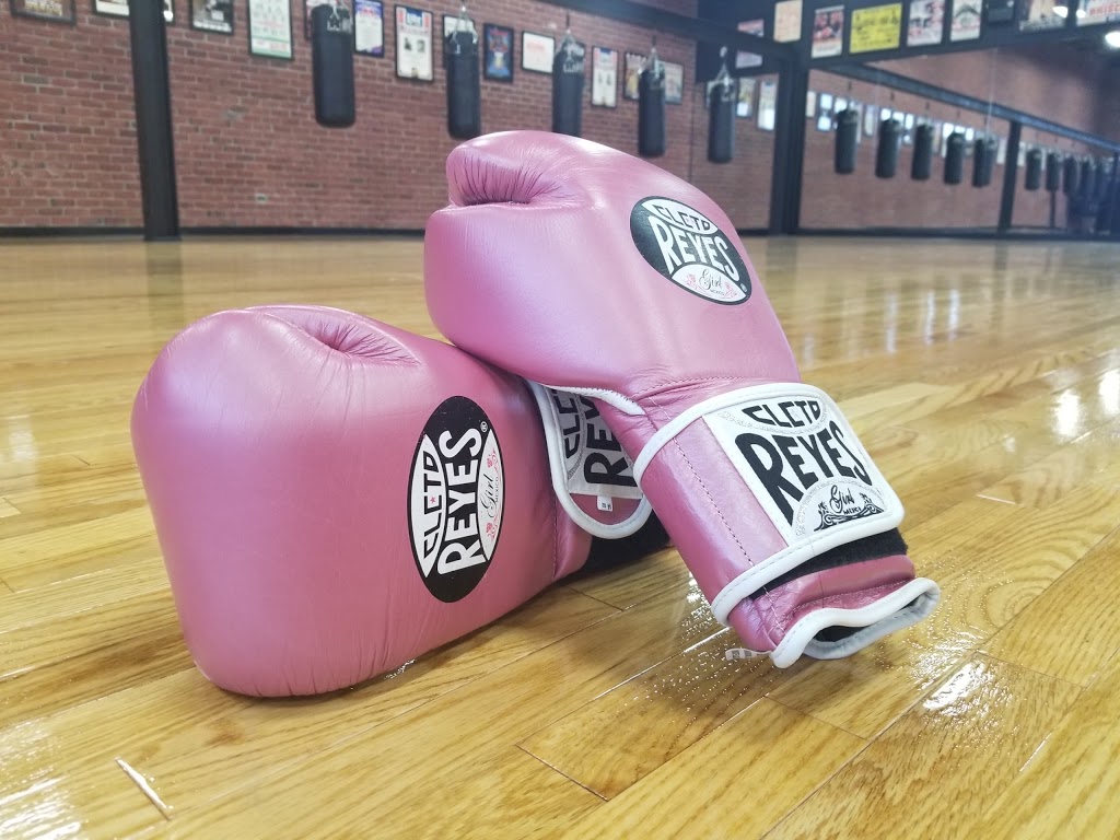 West End Athletic Club | 283 Bering Ave, Etobicoke, ON M8Z 3A5, Canada | Phone: (416) 621-1234