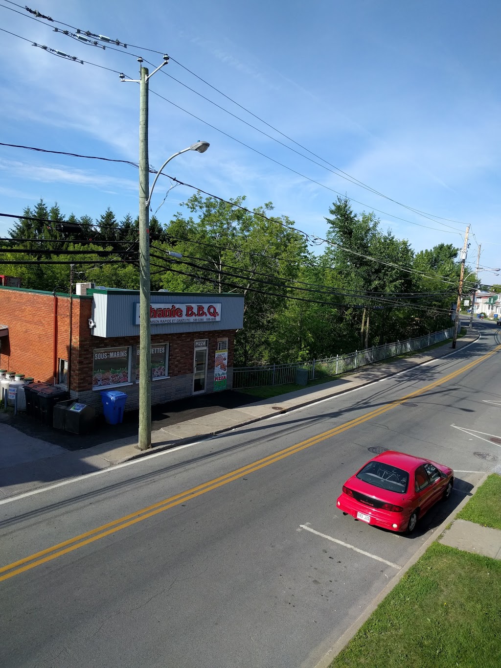 Phanie B.B.Q. - 154 Rue Notre Dame, L'Épiphanie, QC J5X 2W2, Canada