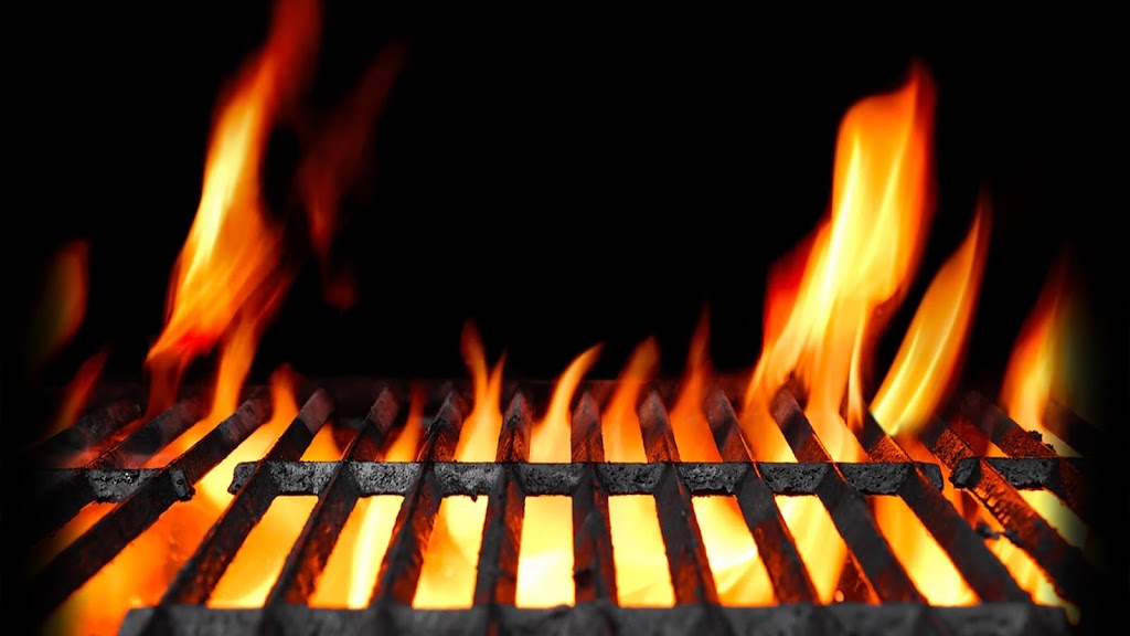 Pat BBQ | 111 Rue du Seigneur-Côté, LIsle-Verte, QC G0L 1K0, Canada | Phone: (418) 605-1973