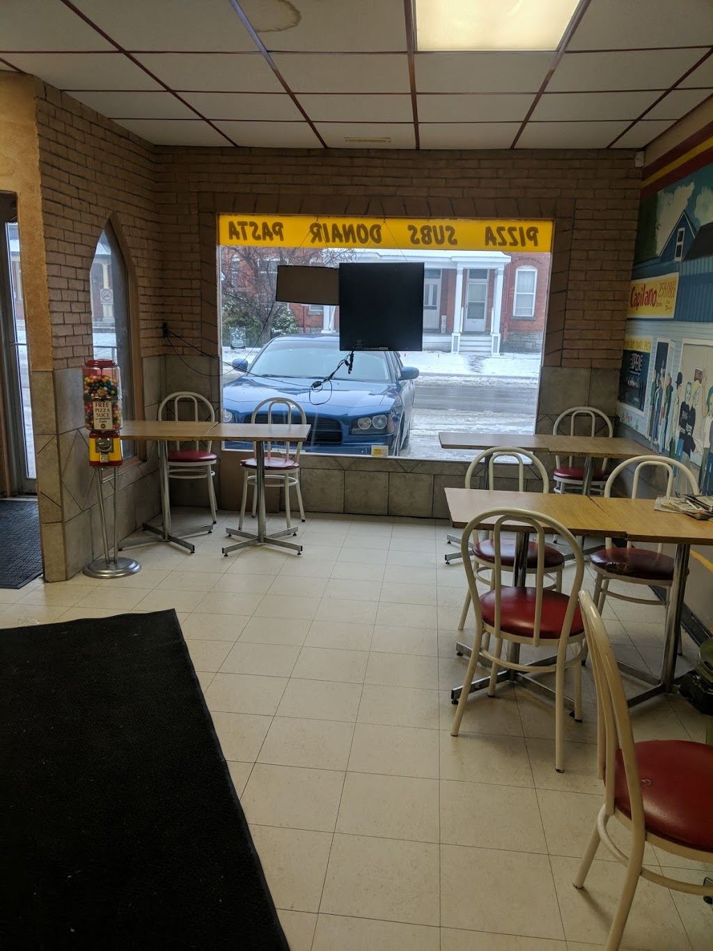 Capilano Pizzeria | 215 Prescott St, Kemptville, ON K0G 1J0, Canada | Phone: (613) 258-0888