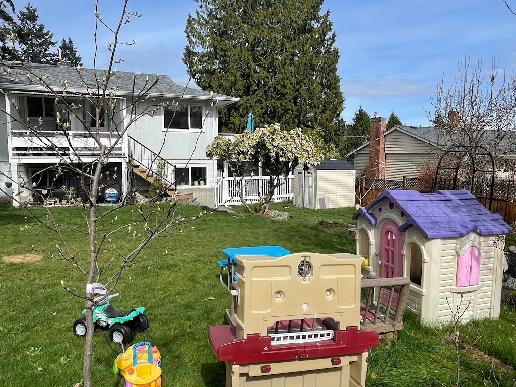 Magic Hill Family Childcare | 1860 Bay St, Nanaimo, BC V9T 3A3, Canada | Phone: (250) 818-2496