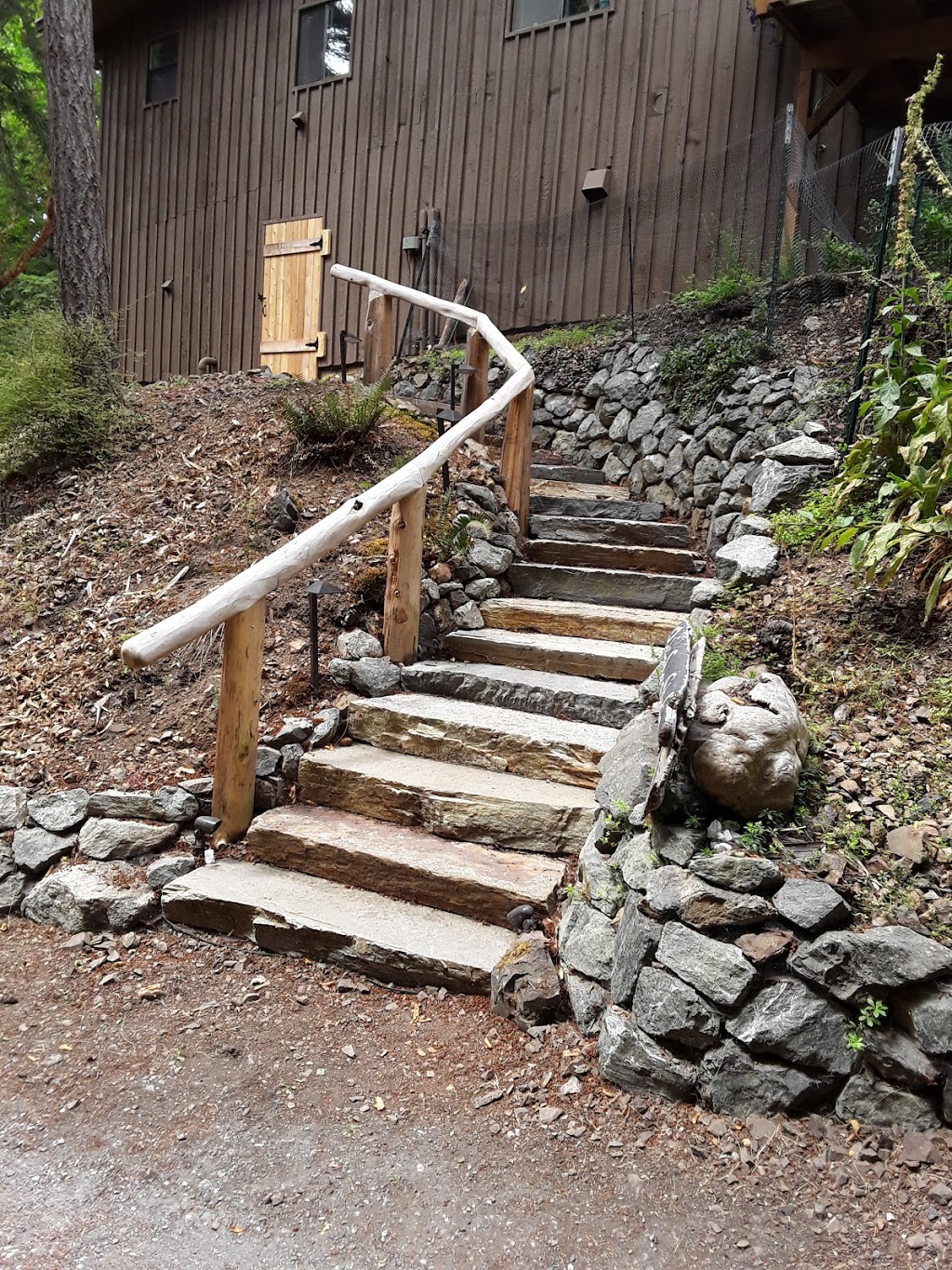 Robin Song Retreat | 247 Robin Song Ln, Eastsound, WA 98245, USA | Phone: (206) 714-3348